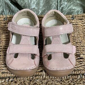 Froddo Pink Sparkly Adjustable Leather Infant Shoes Sz 24